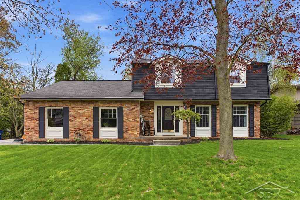 Homes For Sale - 1301 Whitehall Street <br/> Midland, MI 48642