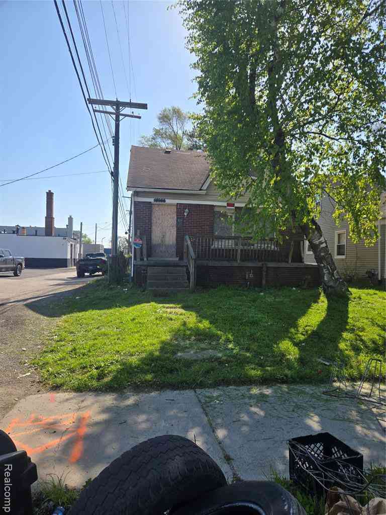 Homes For Sale - 18988 Goulburn Street <br/> Detroit, MI 48205