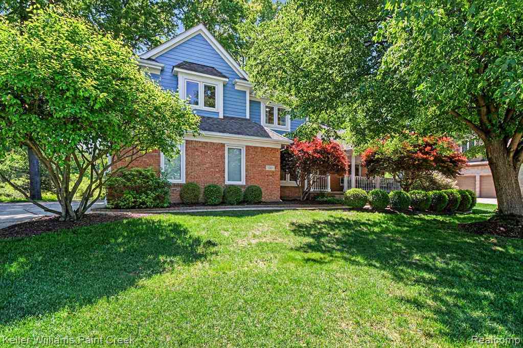 Homes For Sale - 1091 American Elm Street <br/> Lake Orion, MI 48360