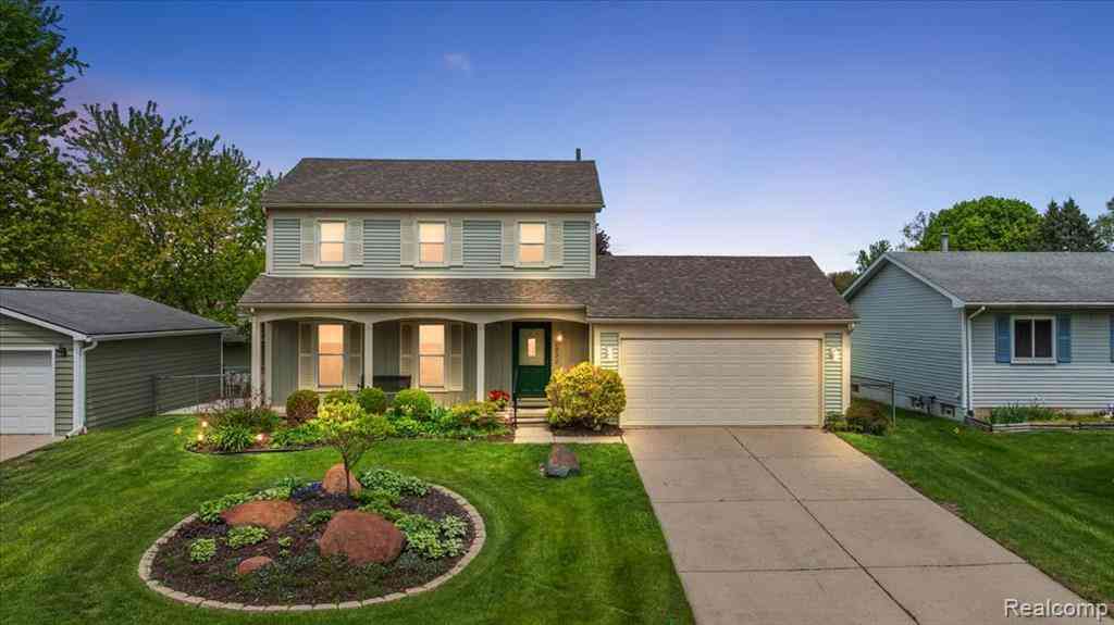 Homes For Sale - 2832 Warrior Drive <br/> Oakland County, Wixom, MI 48393