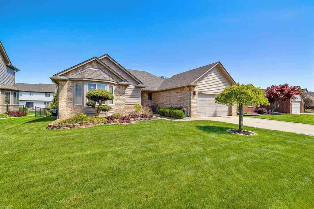 Homes For Sale - 22465 Bluewater Drive <br/> Macomb, MI 48044