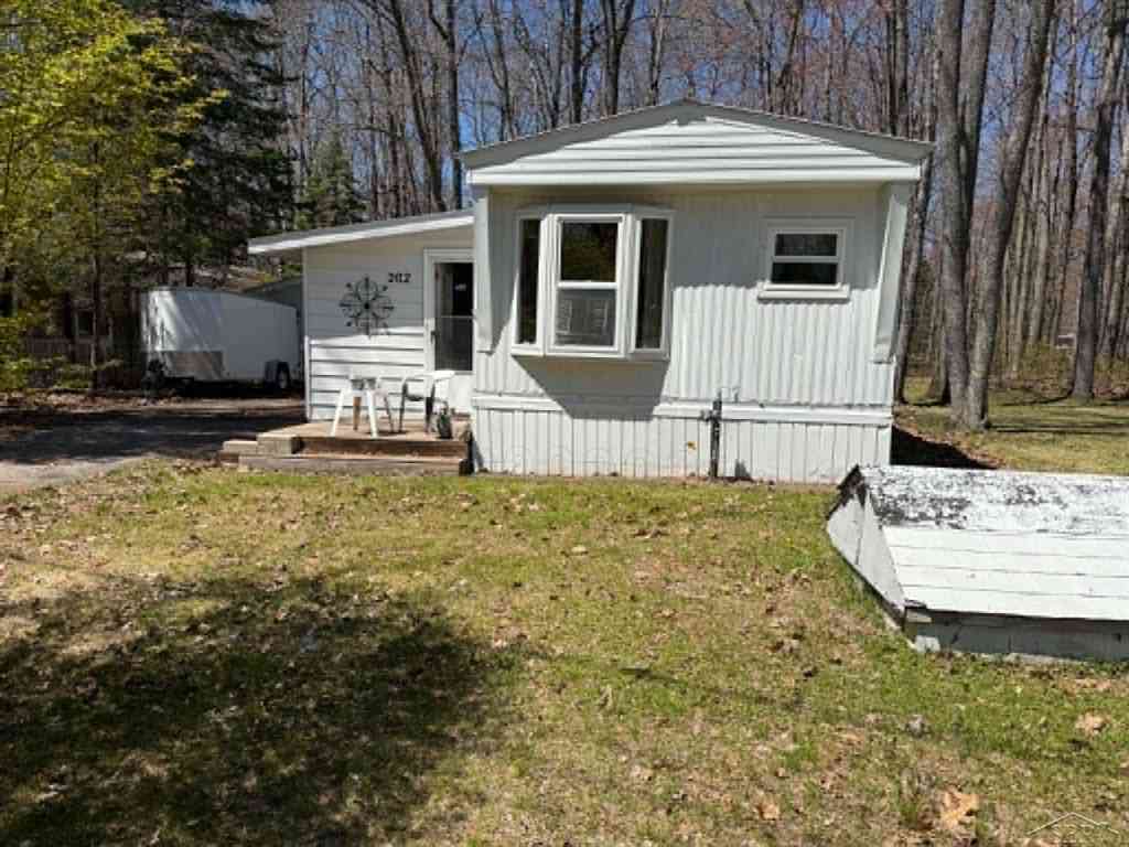 Homes For Sale - 202 Highland Drive <br/> Roscommon, MI 48653