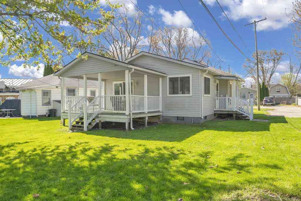 Homes For Sale - 7329 Elm Road <br/> Lexington, MI 48450
