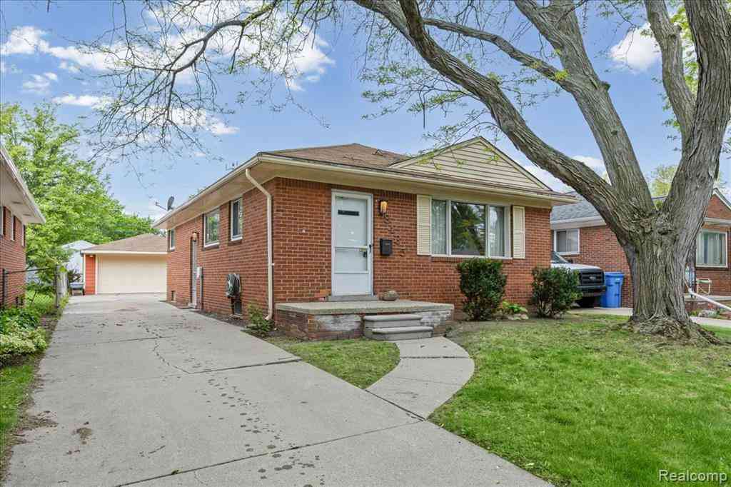 Homes For Sale - 8435 Nightingale Street <br/> Dearborn Heights, MI 48127