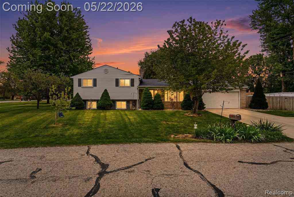Homes For Sale - 4821 Shelbyshire Drive <br/> Utica, MI 48316