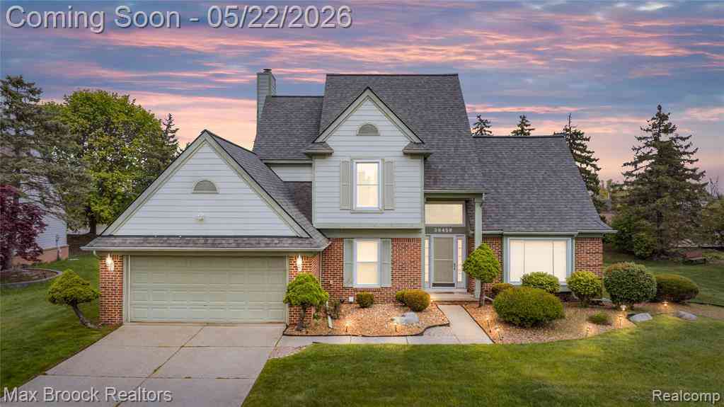 Homes For Sale - 39456 Squire Road <br/> Novi, MI 48375