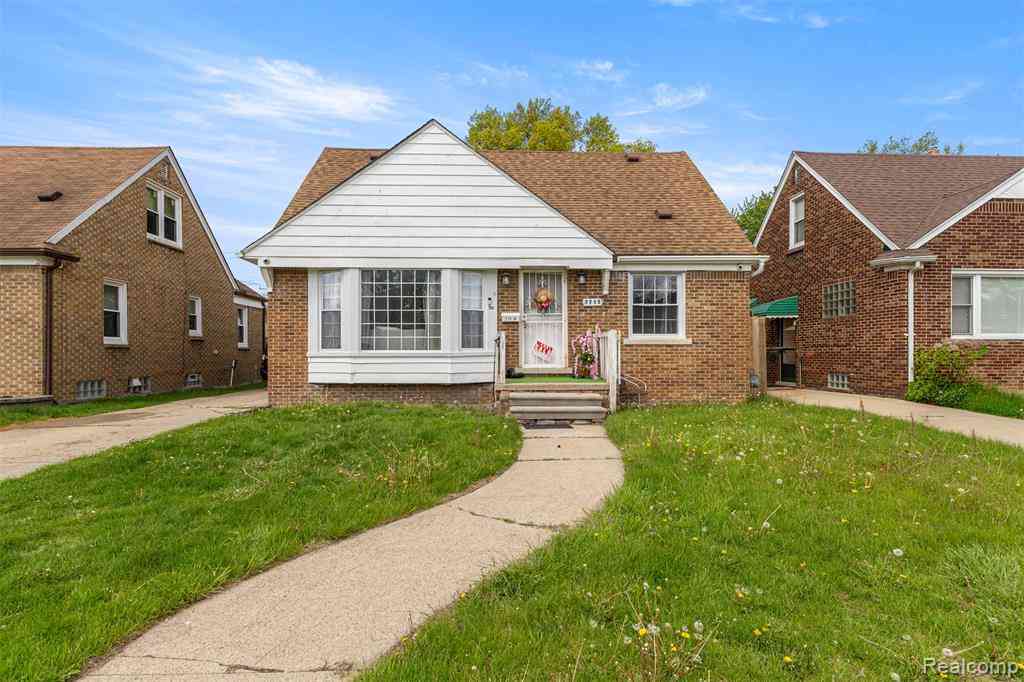 Homes For Sale - 7715 Abington Avenue <br/> Detroit, MI 48228