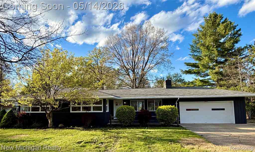 Homes For Sale - 1208 Sorrento Lane <br/> Flint, MI 48507