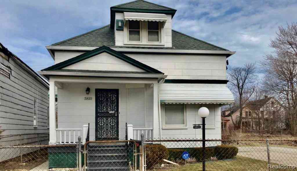 Homes For Sale - 5810 Cooper Street <br/> Detroit, MI 48213