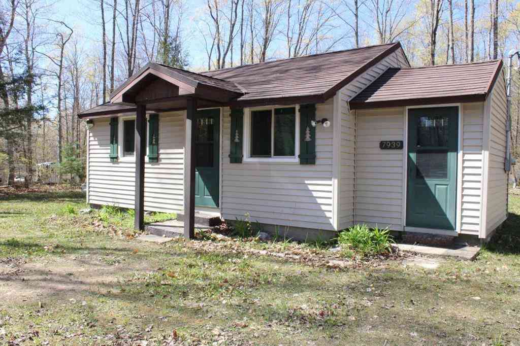 Homes For Sale - 7939 NE Beechnut Street <br/> Kalkaska County, Kalkaska, MI 49646
