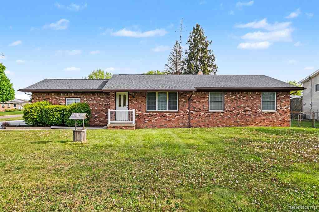 Homes For Sale - 4497 Sunnymead Avenue <br/> Genesee County, Burton, MI 48519