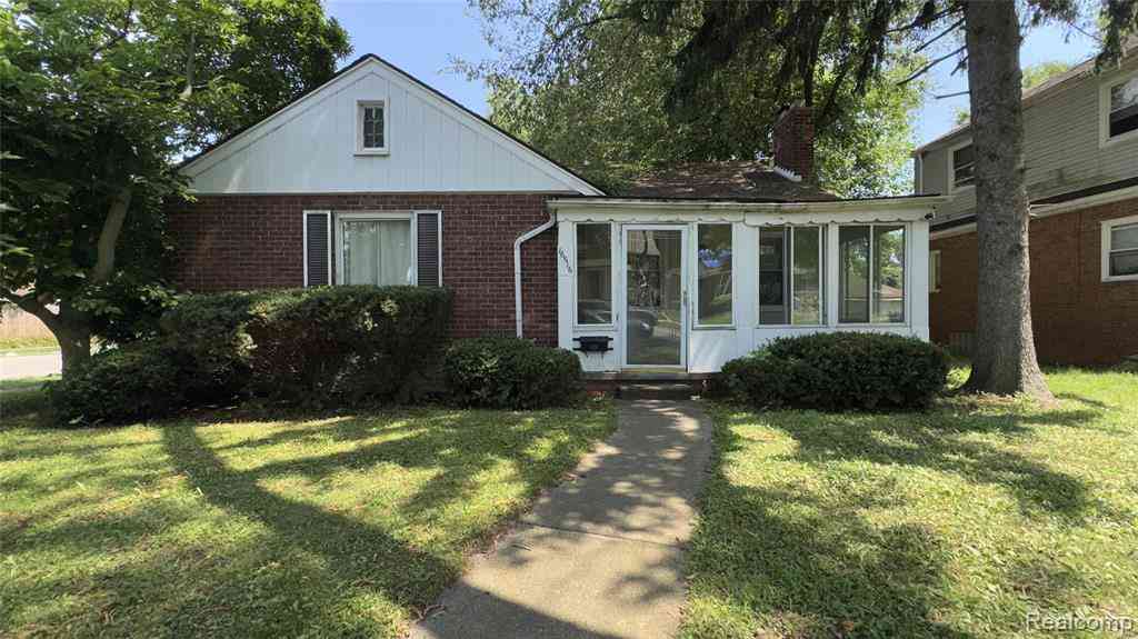 Homes For Sale - 16616 Blackstone Street <br/> Detroit, MI 48219