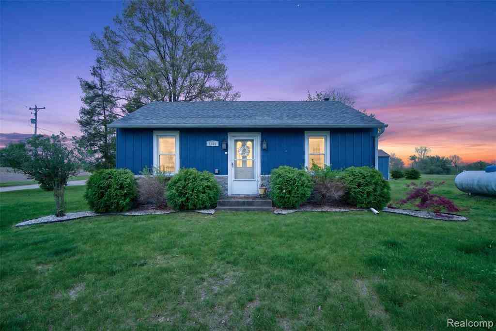 Homes For Sale - 4901 Ann Arbor Road <br/> Jackson, MI 49201