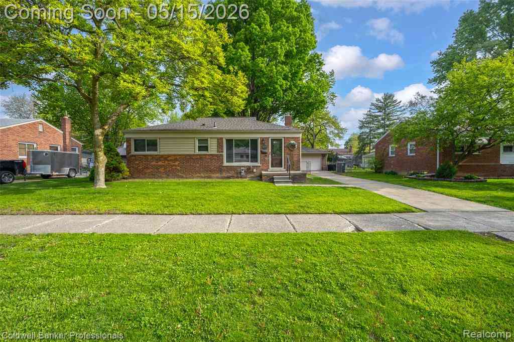 Homes For Sale - 30650 Minton Street <br/> Livonia, MI 48150
