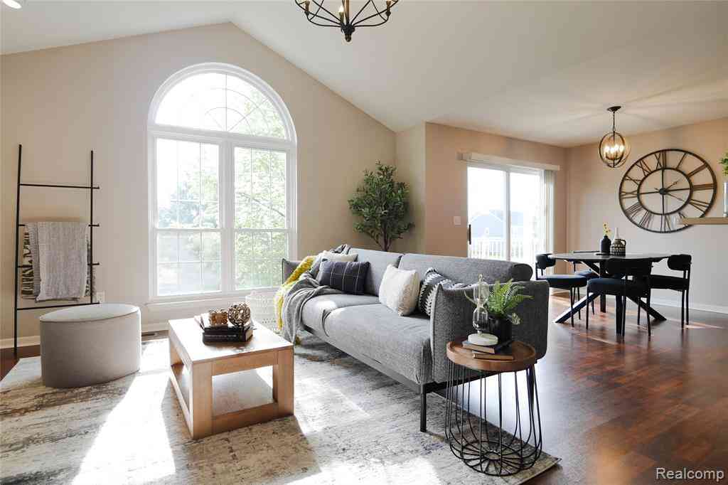 Condo For Sale - 12201 Chesapeake Circle <br/> Walled Lake, MI 48390