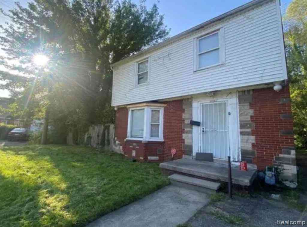 Homes For Sale - 15551 Fordham Street <br/> Detroit, MI 48205