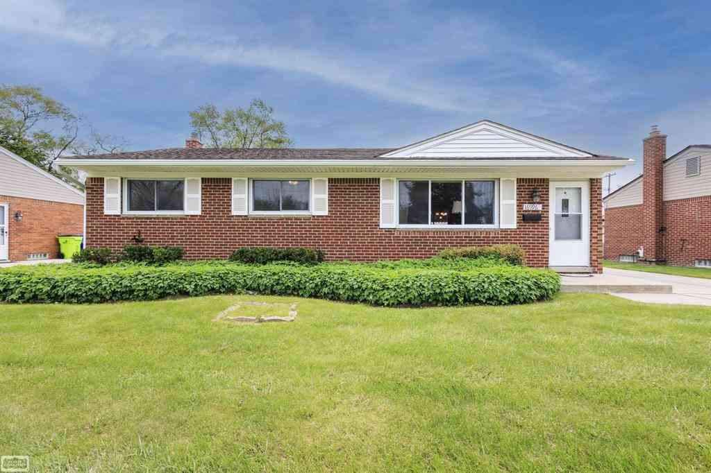 Homes For Sale - 16996 Grettel Avenue <br/> Fraser, MI 48026