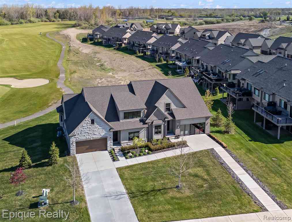 Condo For Sale - 181 E Market Street <br/> Oxford, MI 48371