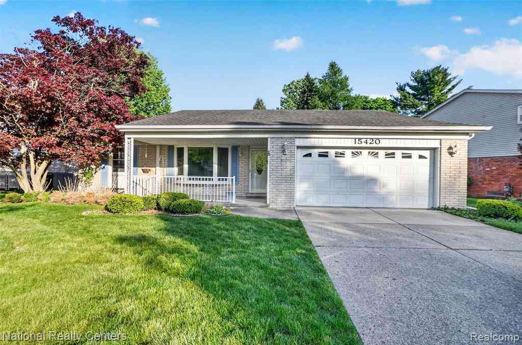 Homes For Sale - 15420 Susanna Circle <br/> Livonia, MI 48154