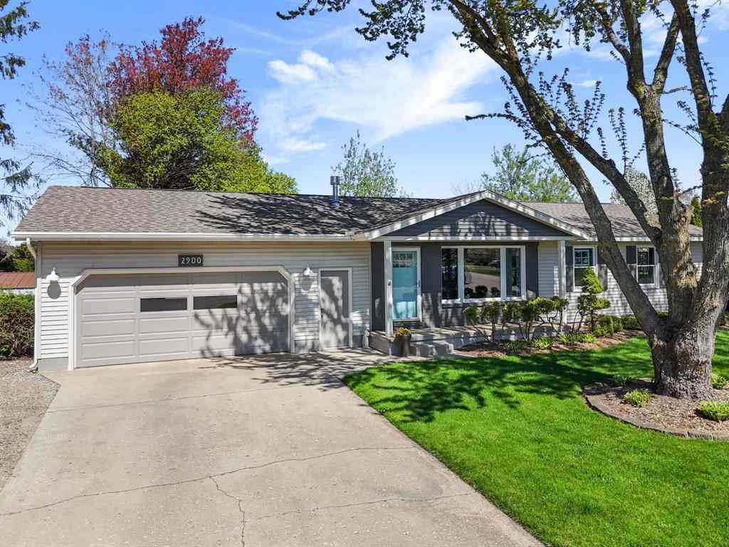 Homes For Sale - 2900 Victoria Drive <br/> Traverse City, MI 49684