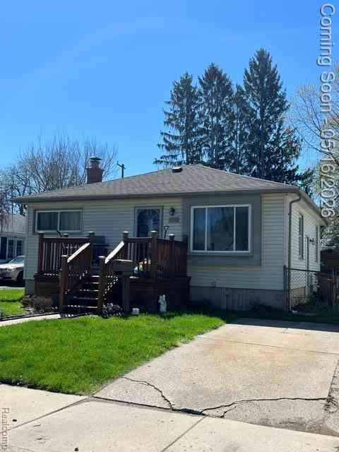 Homes For Sale - 30 E Fairmount Avenue <br/> Pontiac, MI 48340