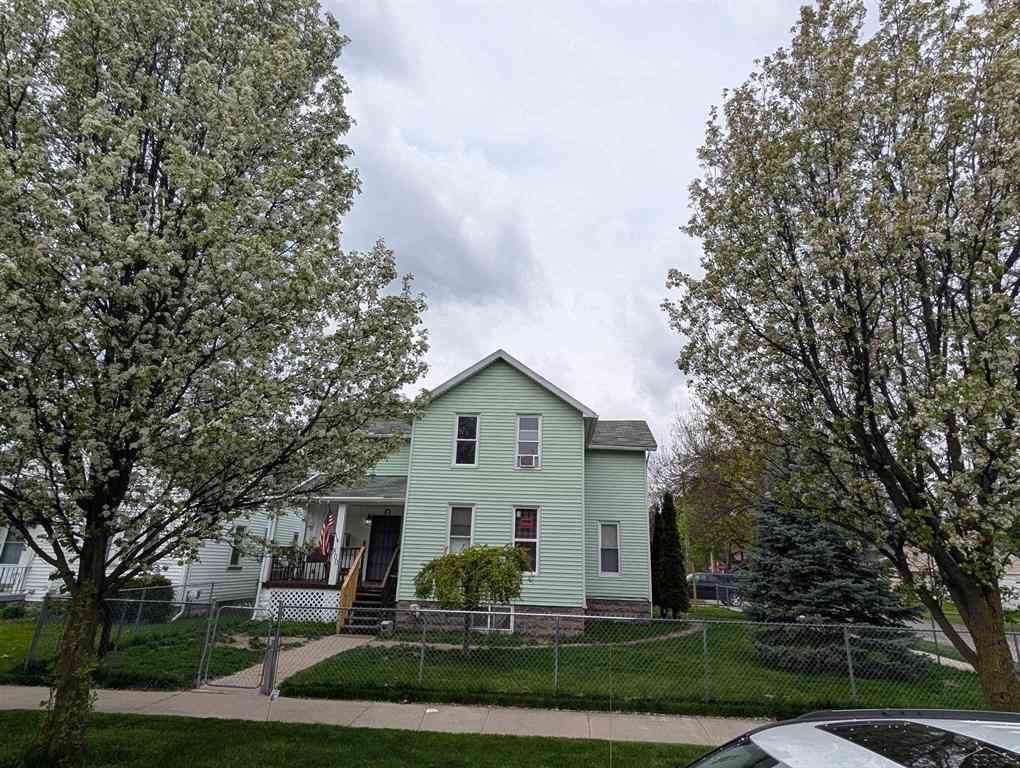 Homes For Sale - 800 S Warner Street <br/> Bay City, MI 48706