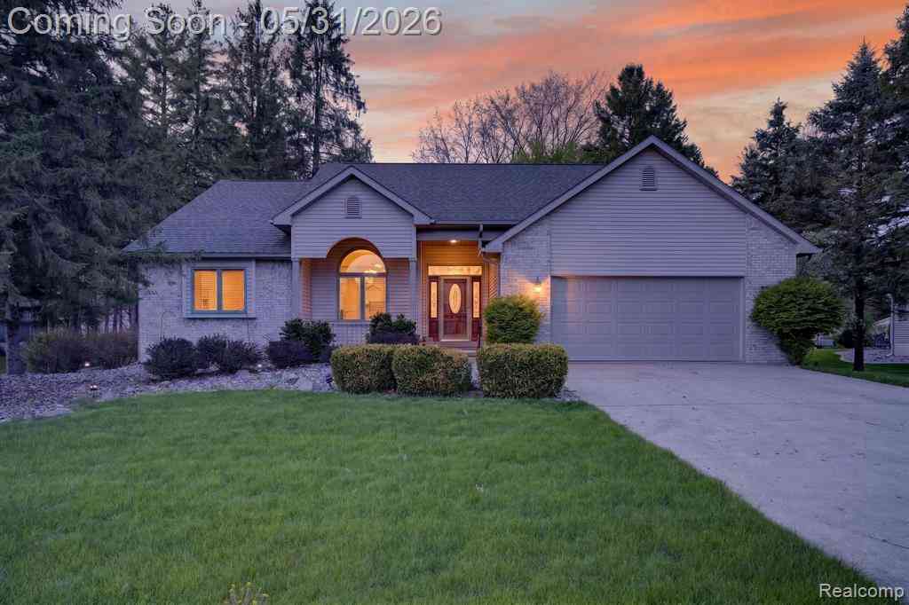 Homes For Sale - 9508 Pine Needle Trail <br/> Flushing, MI 48433