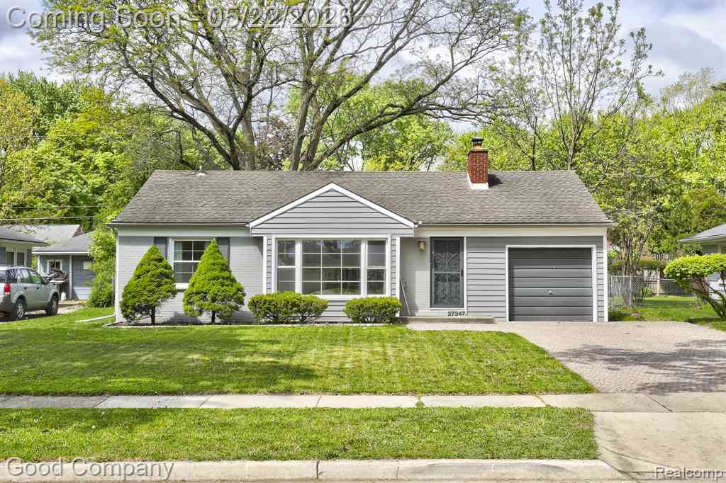 Homes For Sale - 27347 Shagbark Drive <br/> Southfield, MI 48076