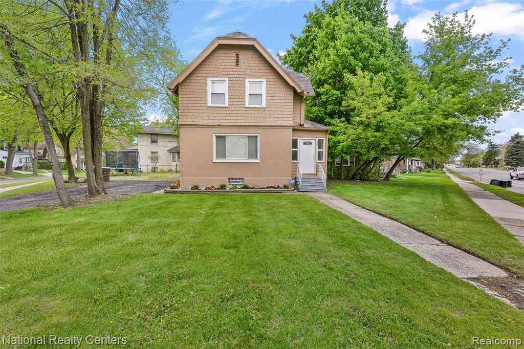 Homes For Sale - 686 N Perry Street <br/> Pontiac, MI 48342