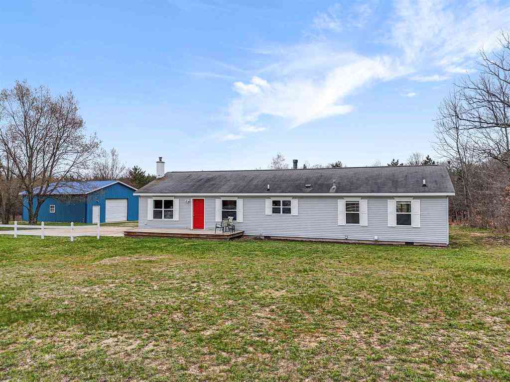 Homes For Sale - 9562 E M-113  <br/> Grand Traverse County County, Fife Lake, MI 49633