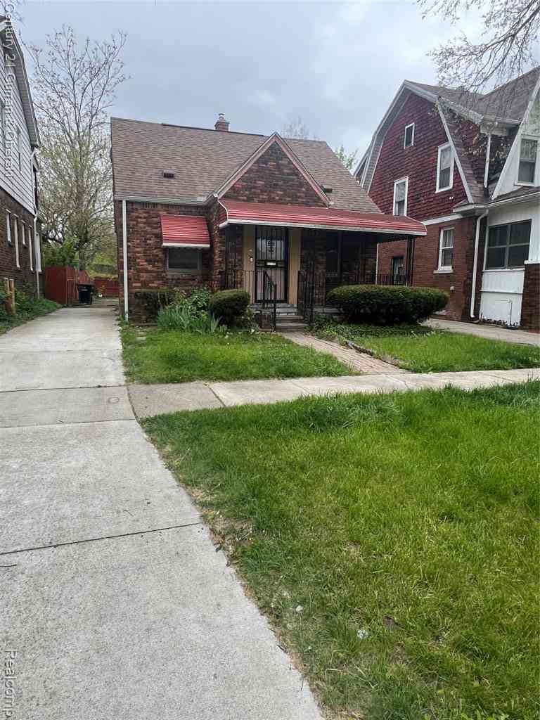 Homes For Sale - 11705 Asbury Park <br/> Detroit, MI 48227