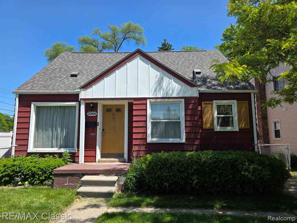 Homes For Sale - 3366 Ellwood Avenue <br/> Royal Oak, MI 48073