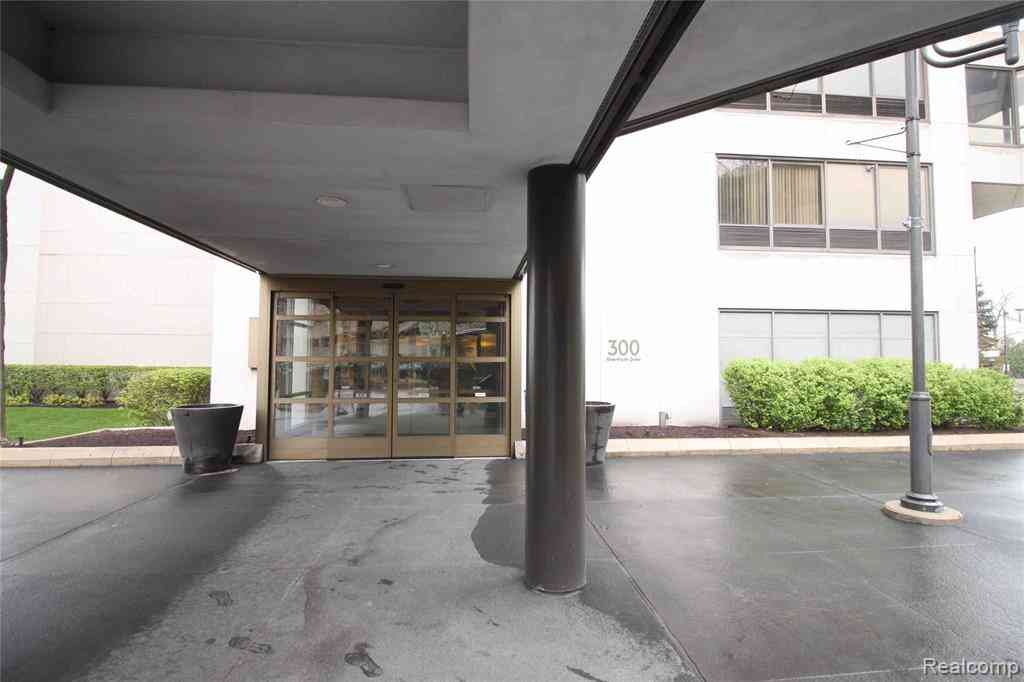 Condo For Rent - 1001 W Jefferson Avenue  #300/29D<br/> Wayne County, Detroit, MI 48226