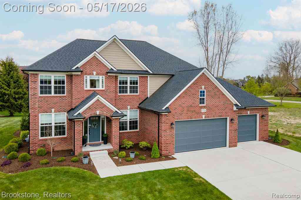 Homes For Sale - 1728 John Paul Court <br/> Oxford, MI 48371