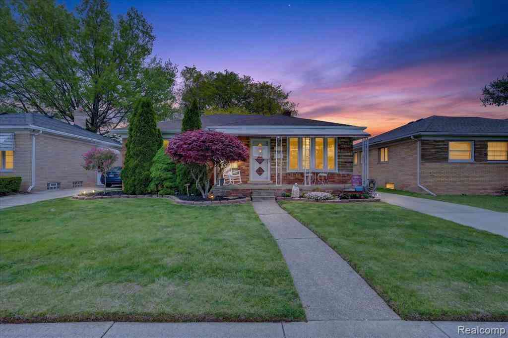 Homes For Sale - 20819 Revere Street <br/> Saint Clair Shores, MI 48080