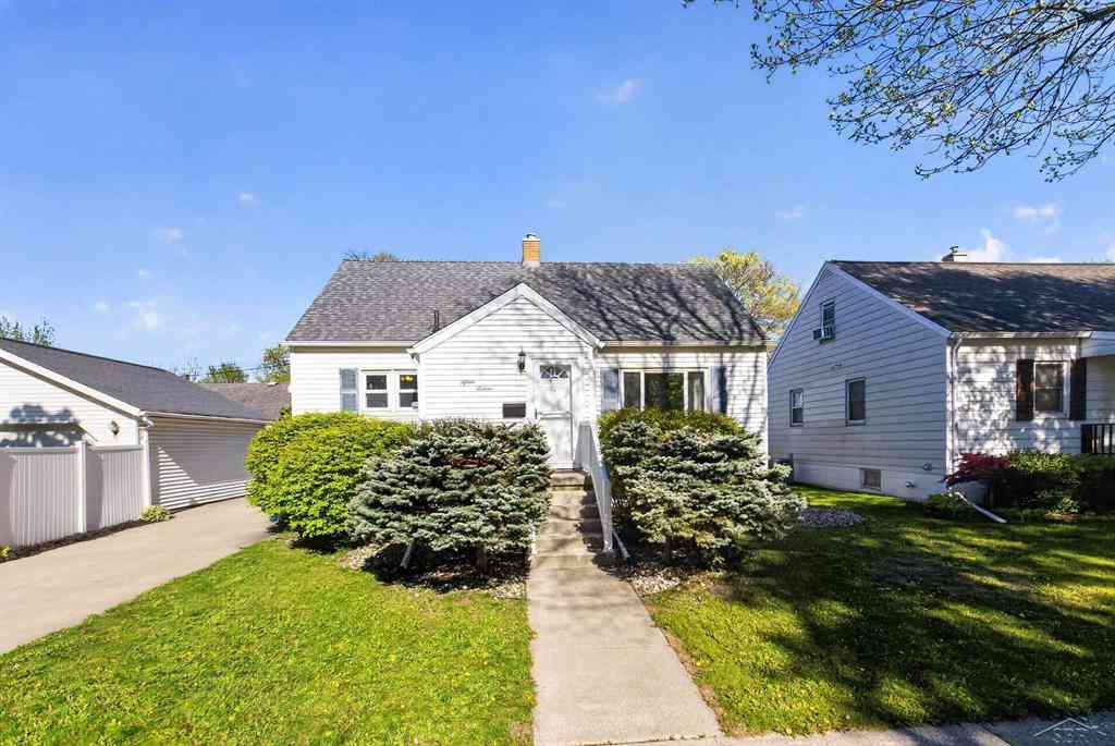 Homes For Sale - 1516 Ryan Street <br/> Bay City, MI 48708