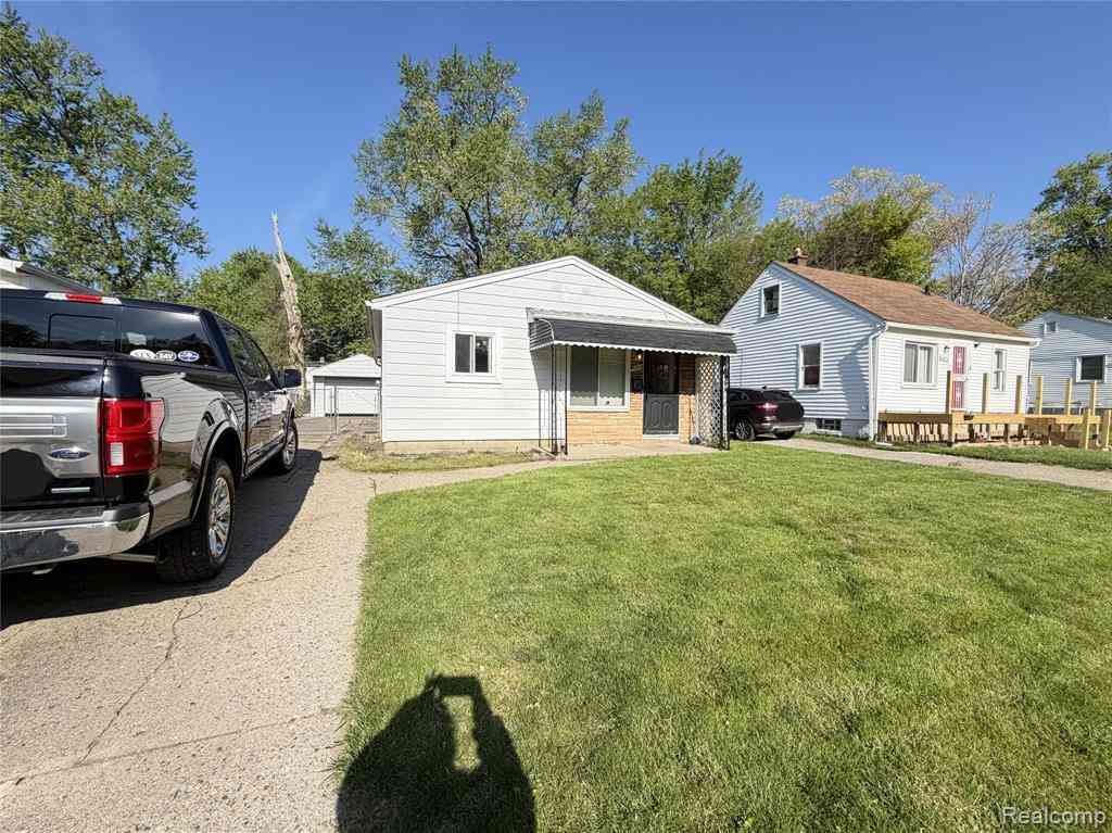 Homes For Sale - 16569 Woodbine Street <br/> Detroit, MI 48219