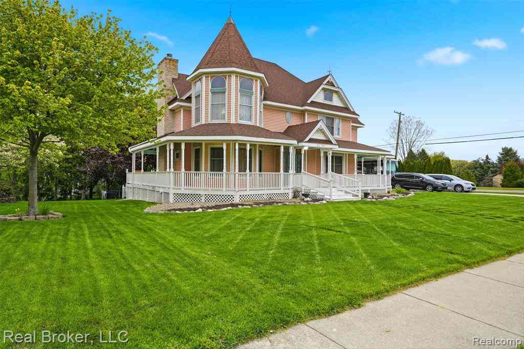 Homes For Sale - 52798 Weathervane Drive <br/> Macomb County, Chesterfield, MI 48047