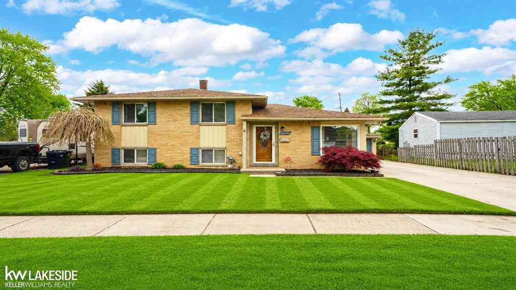 Homes For Sale - 43430 Gainsley Drive <br/> Sterling Heights, MI 48313