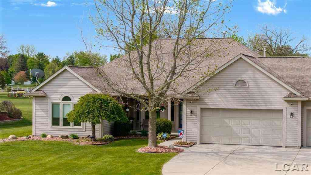 Homes For Sale - 14585 Red Bird Court <br/> Brooklyn, MI 49230