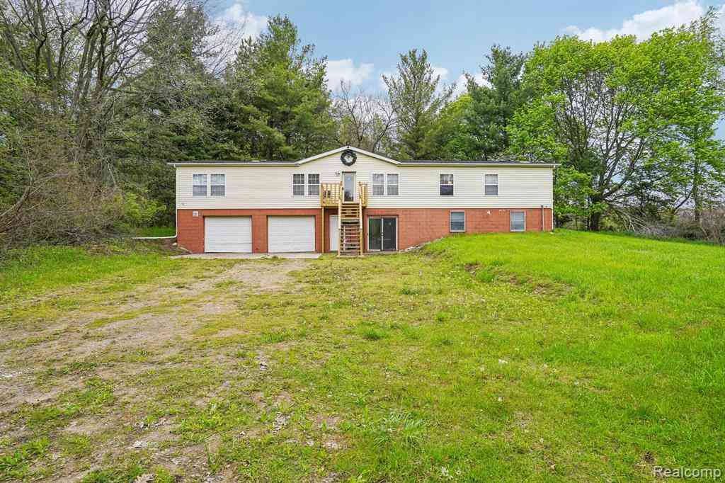 Homes For Sale - 3363 N Branch Road <br/> North Branch, MI 48461