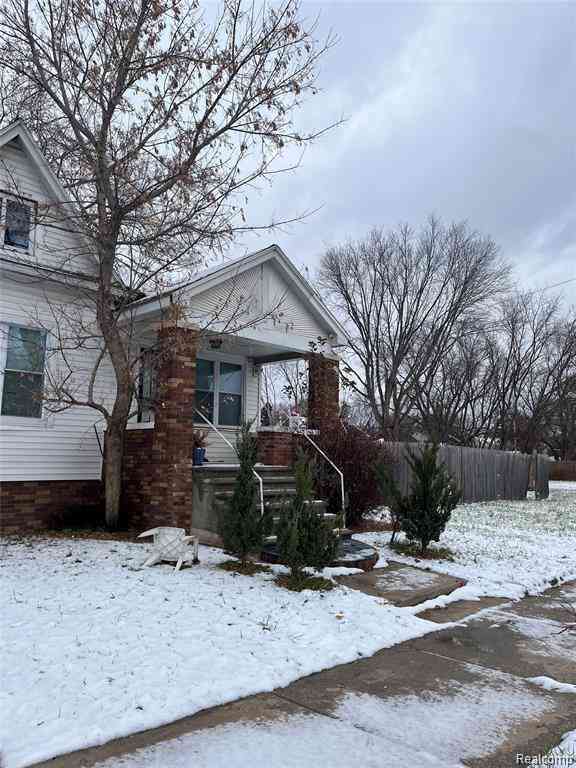 Homes For Sale - 13053 Maiden Street <br/> Detroit, MI 48213