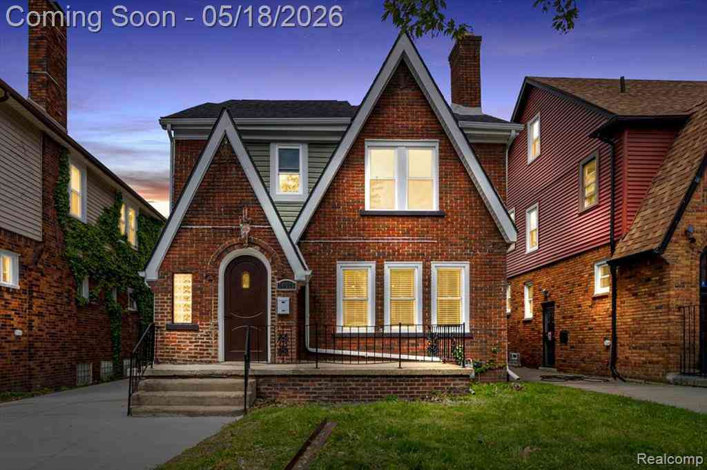 Homes For Sale - 16515 Ohio Street <br/> Detroit, MI 48221