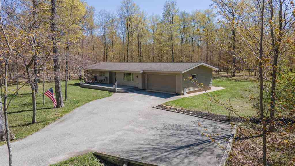 Homes For Sale - 3189 Trumbull Road <br/> Maple City, MI 49664