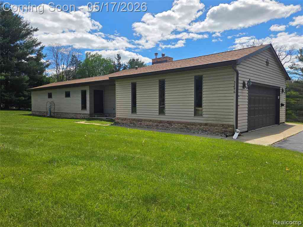 Homes For Sale - 3296 Swarthout Road <br/> Pinckney, MI 48169