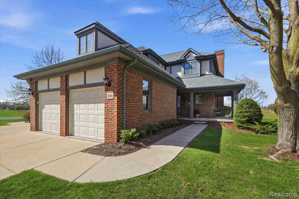 Condo For Sale - 150 Burniah Lane <br/> Lake Orion, MI 48362