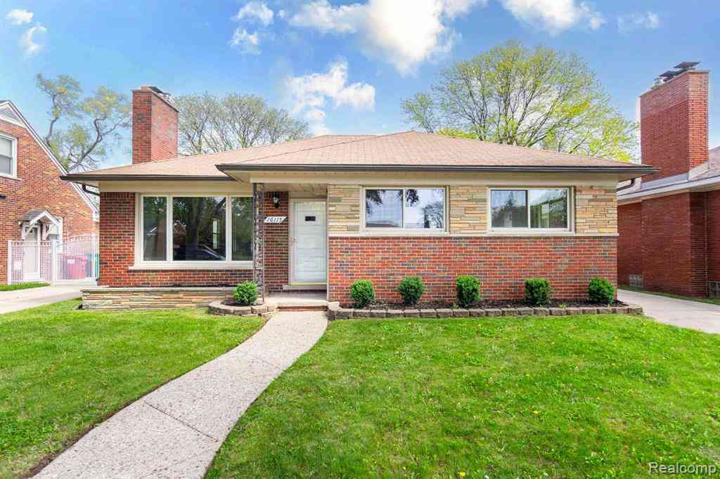 Homes For Sale - 16115 Veronica Avenue <br/> Eastpointe, MI 48021