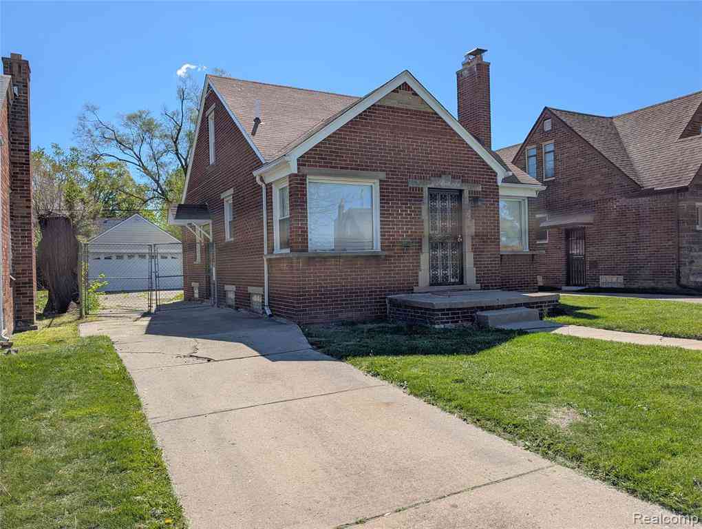 Homes For Sale - 19160 Freeland Street <br/> Detroit, MI 48235