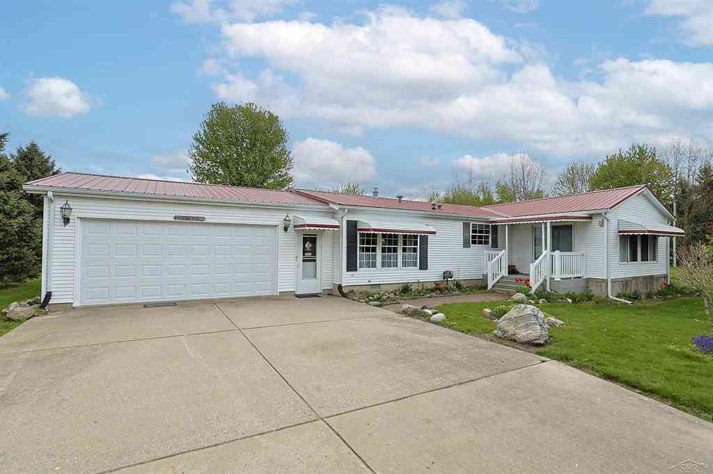 Homes For Sale - 13301 Elms Road <br/> Birch Run, MI 48415