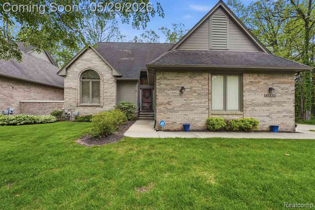 Condo For Sale - 47301 Bramblewood Court <br/> Novi, MI 48374